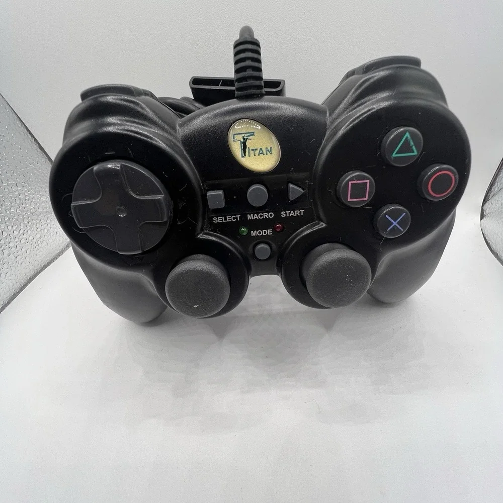Titan playstation advanced