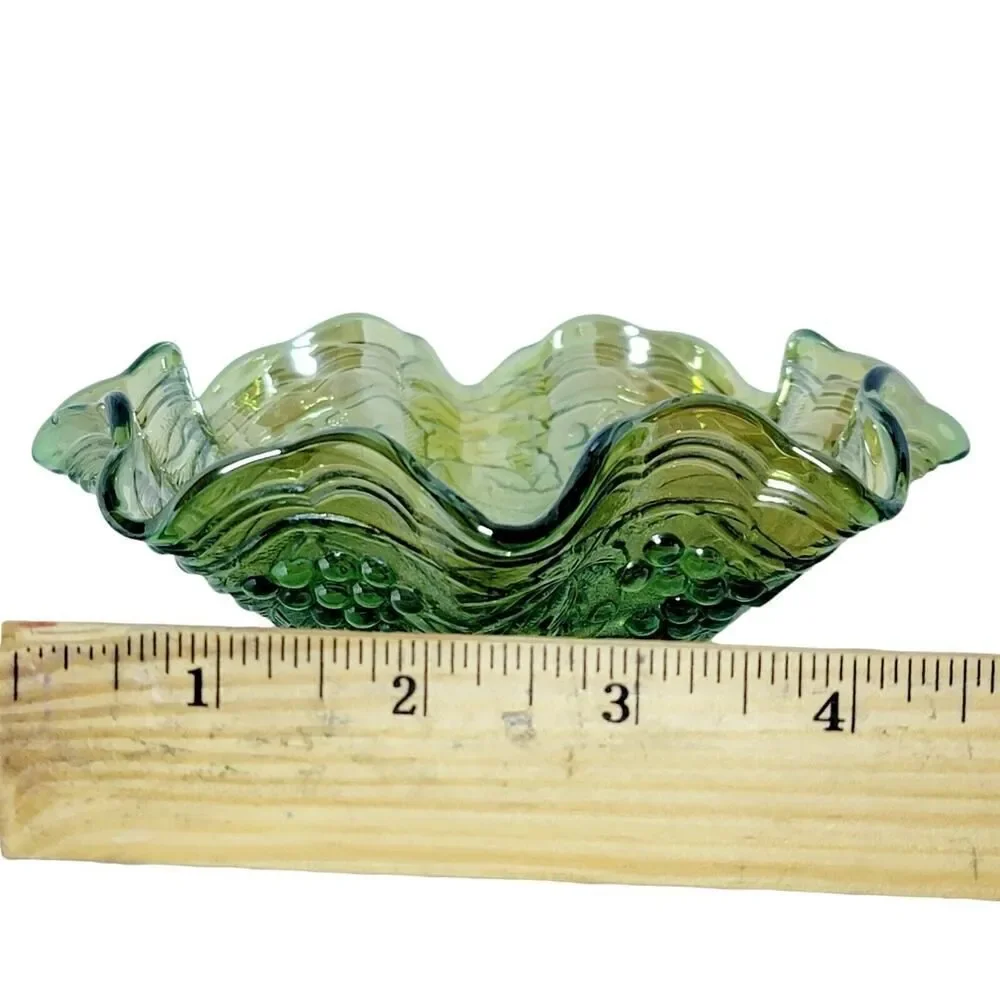 Imperial Glass uranium grapes