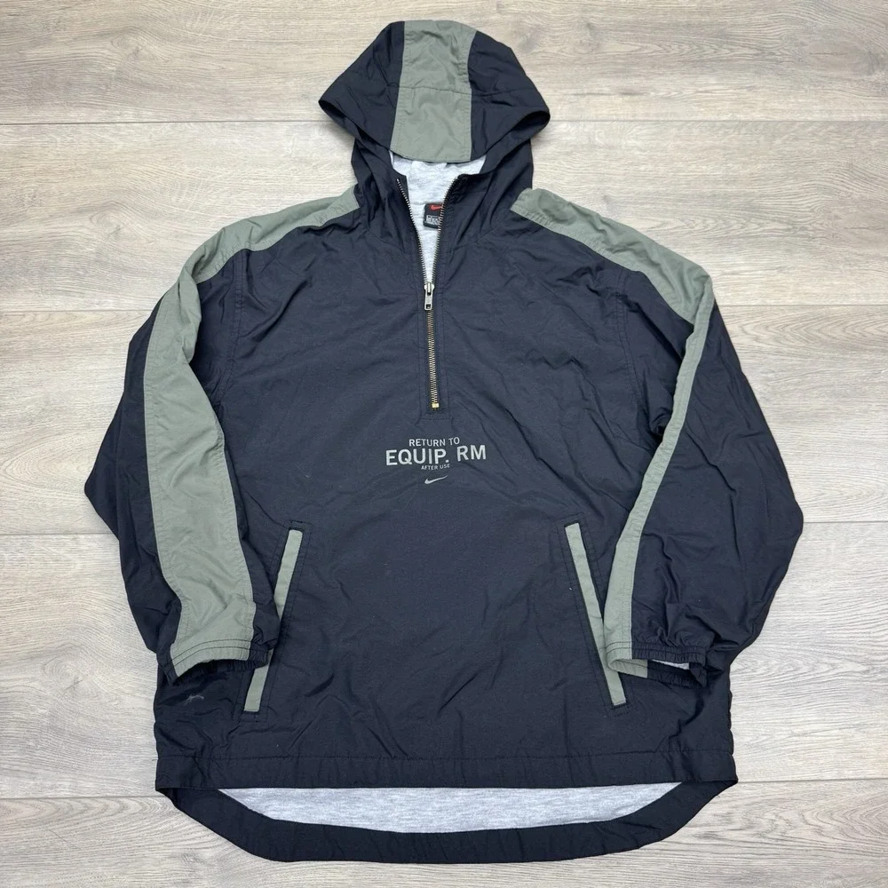 Nike this piece