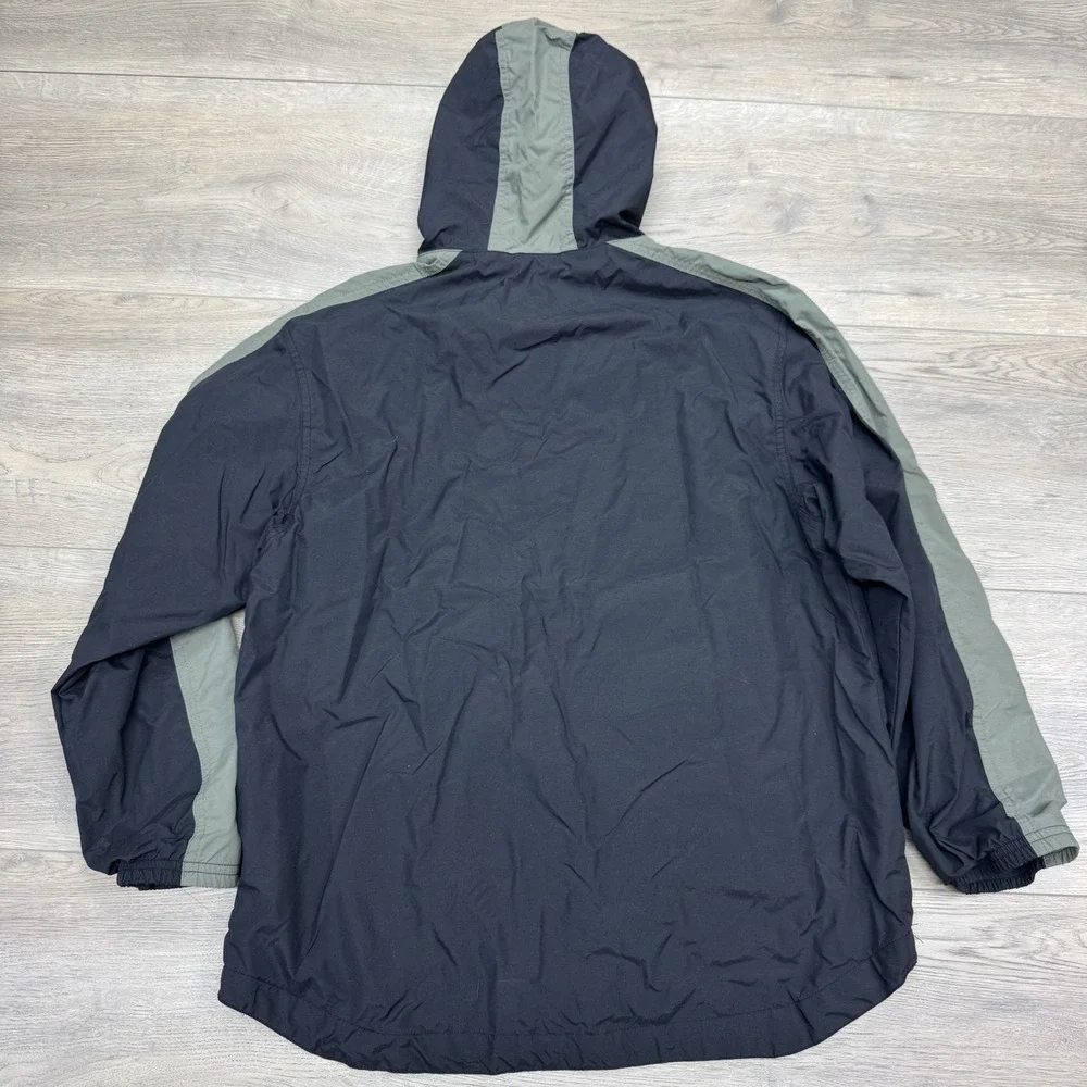 Nike this piece