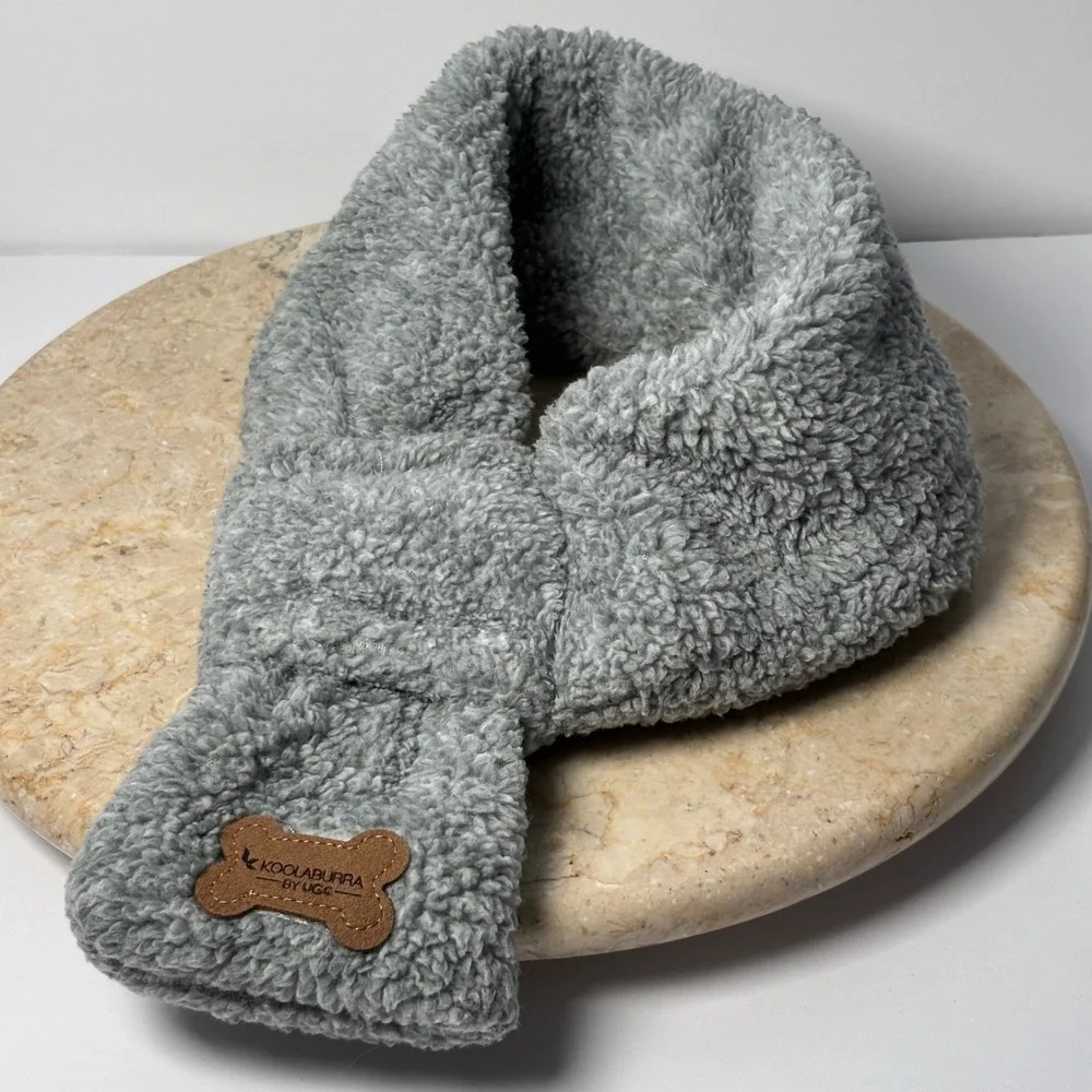 Koolaburra by UGG Gray Sherpa Pet Scarf‎ Dog Accessory Grey