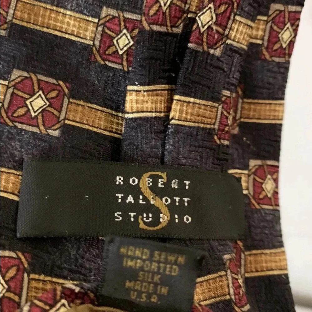Robert Talbott‎ Studio Black and Gold Patterned Tie
