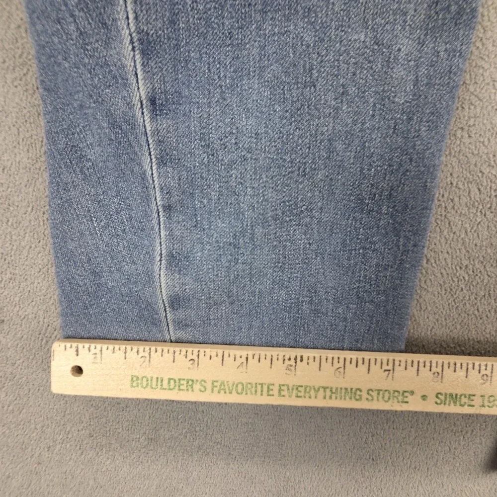 Levis important sizing