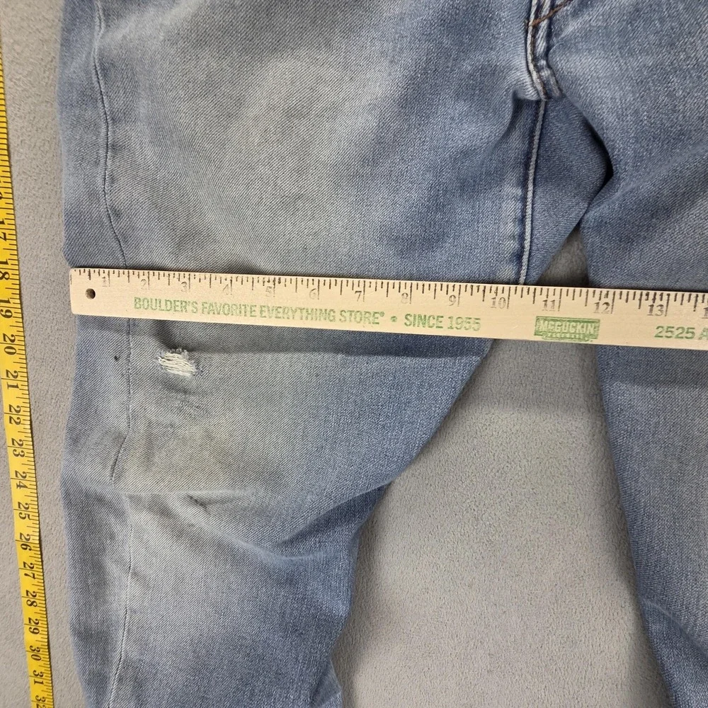 Levis important sizing