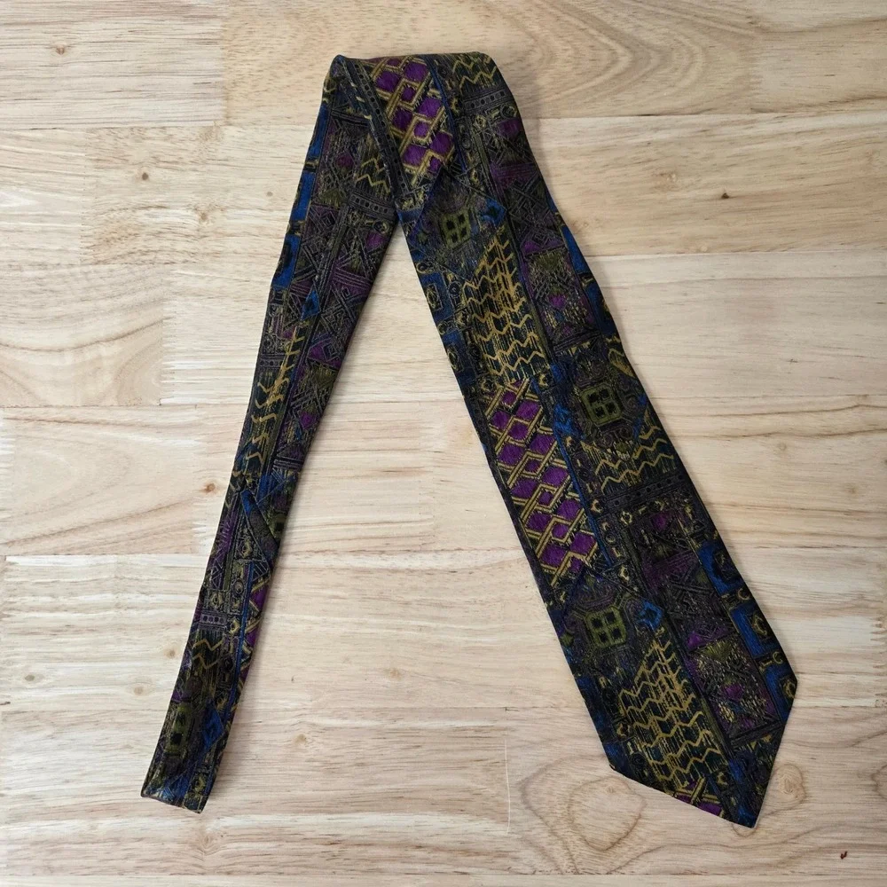 Versace gianni business