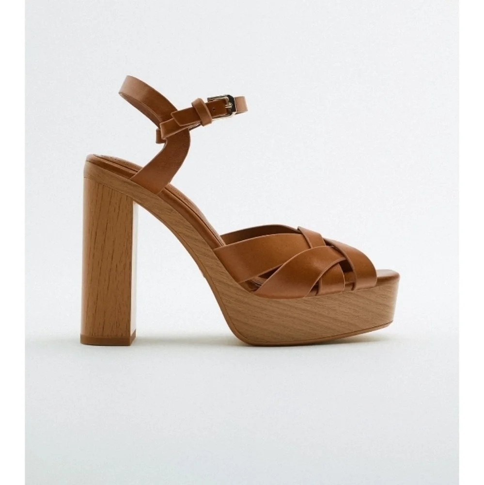 Zara wide heel