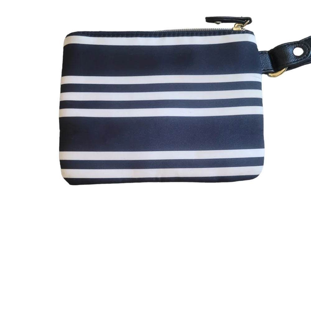 Betsey Johnson excellent pre