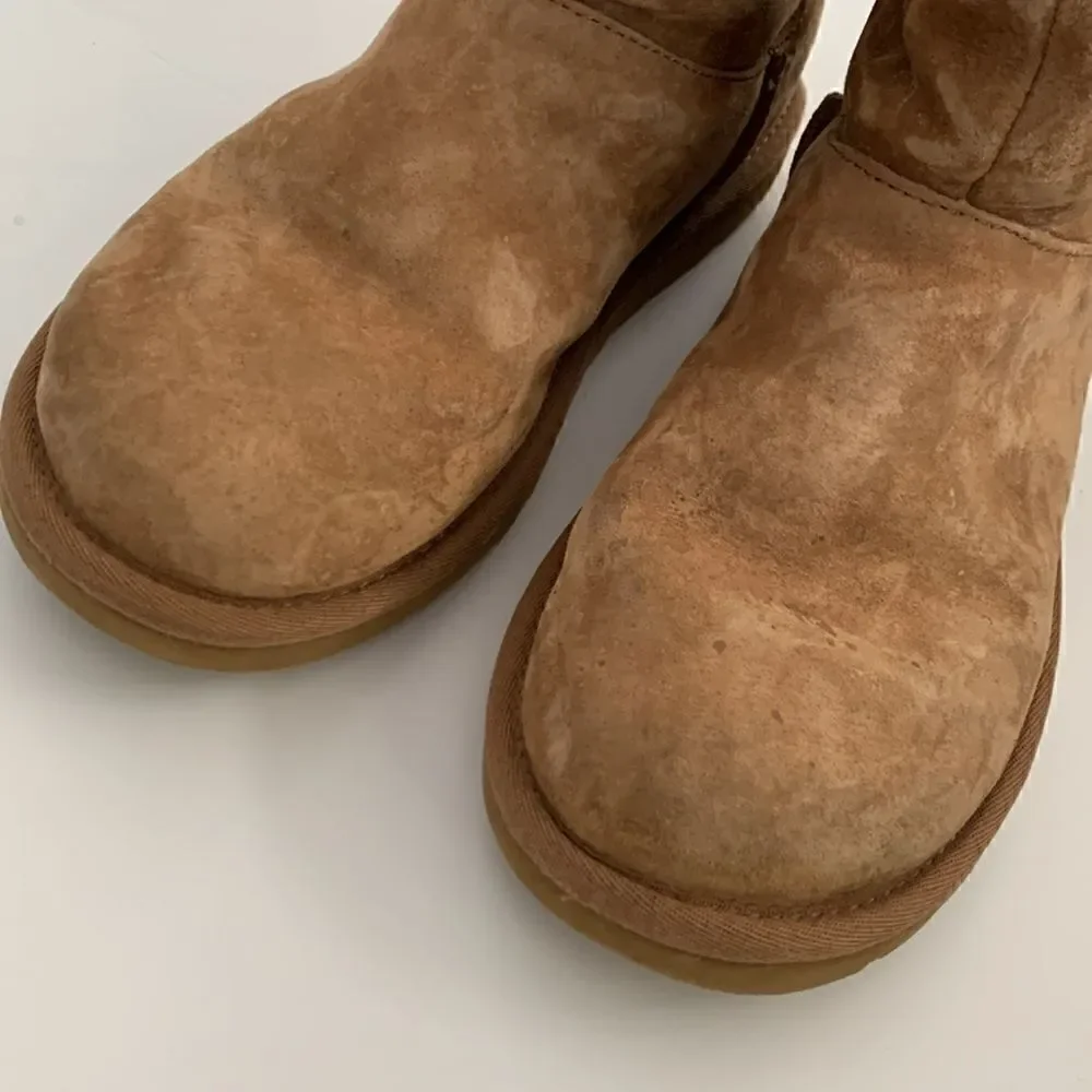 UGG remora style