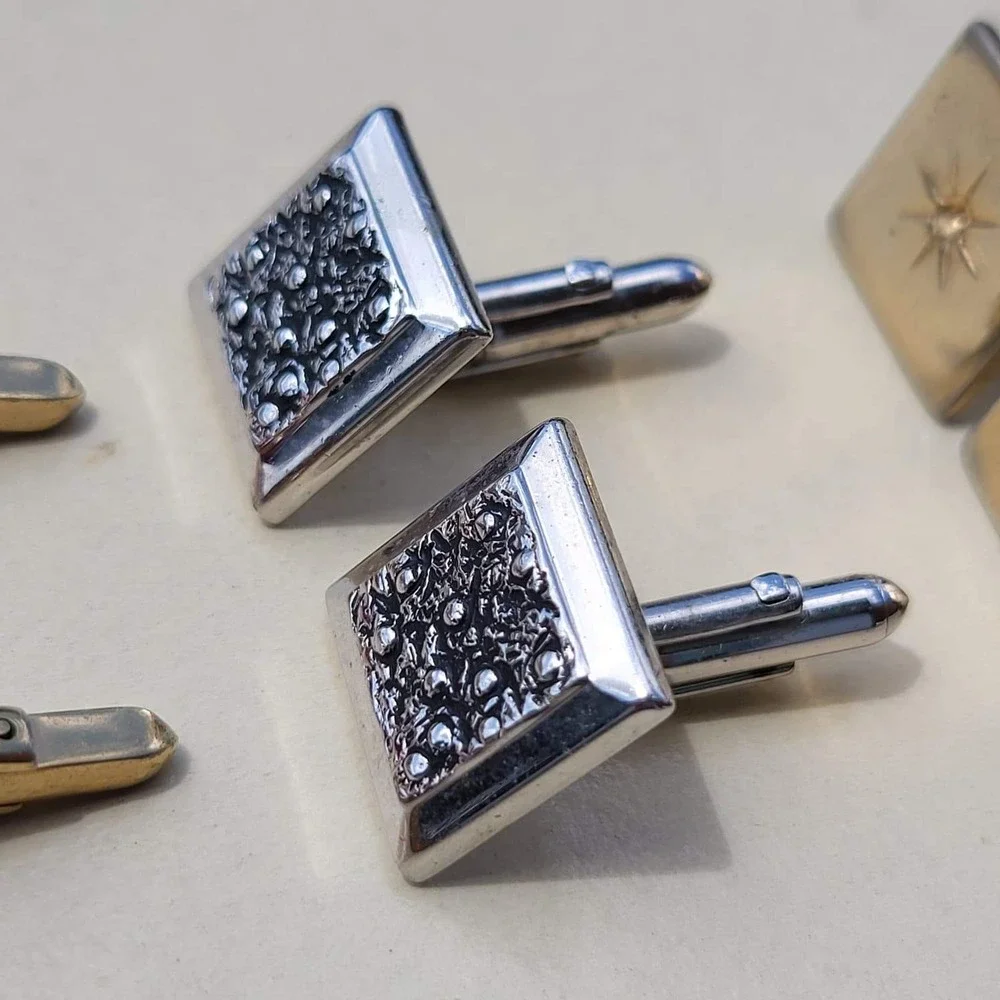N/A antique cufflink