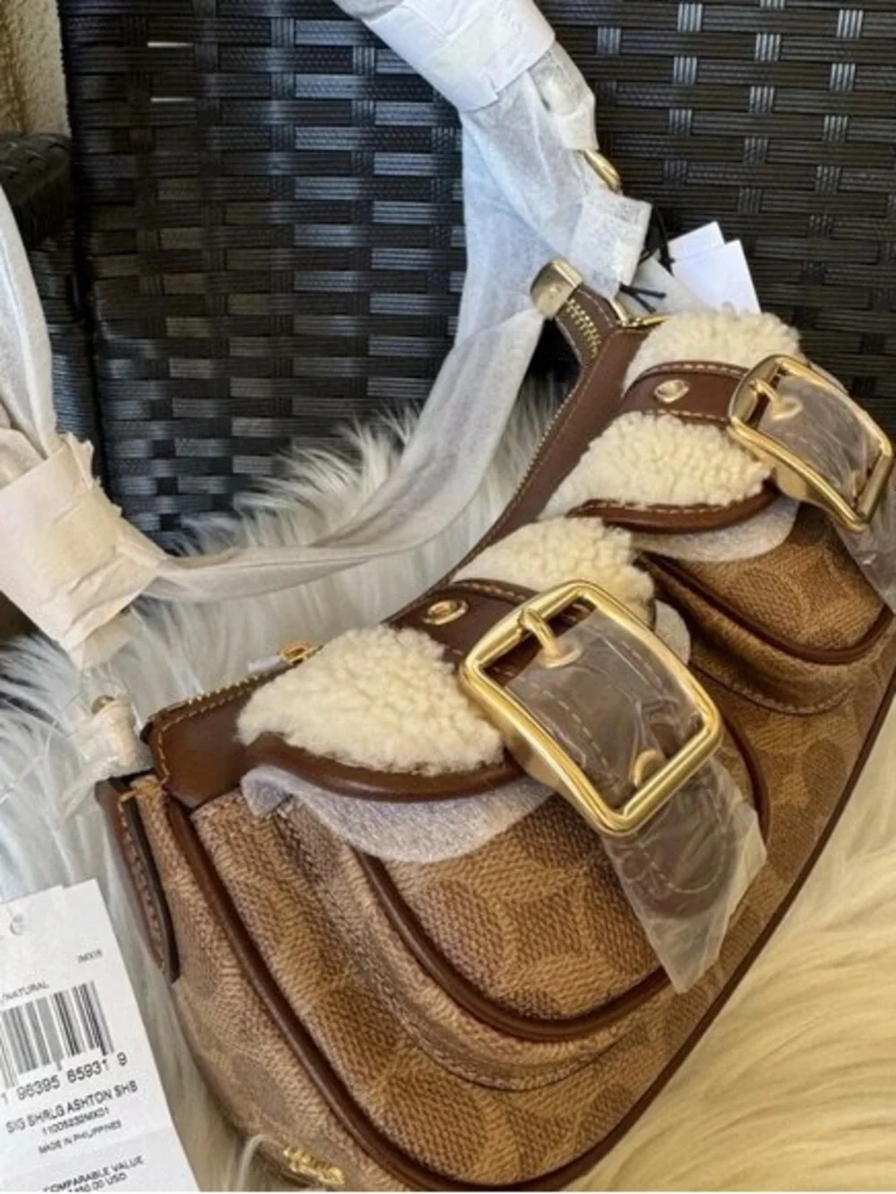 Coach shoulder bag