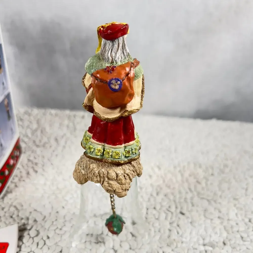 Novelino christmas through