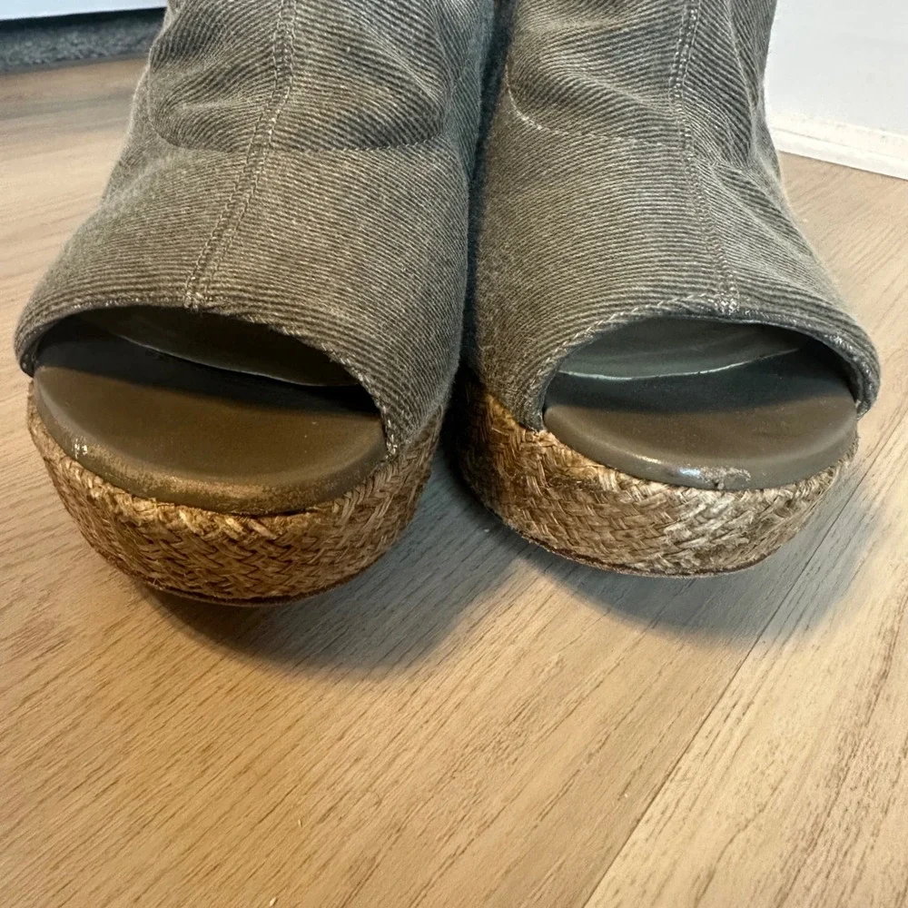 Stuart Weitzman stuart weitzman