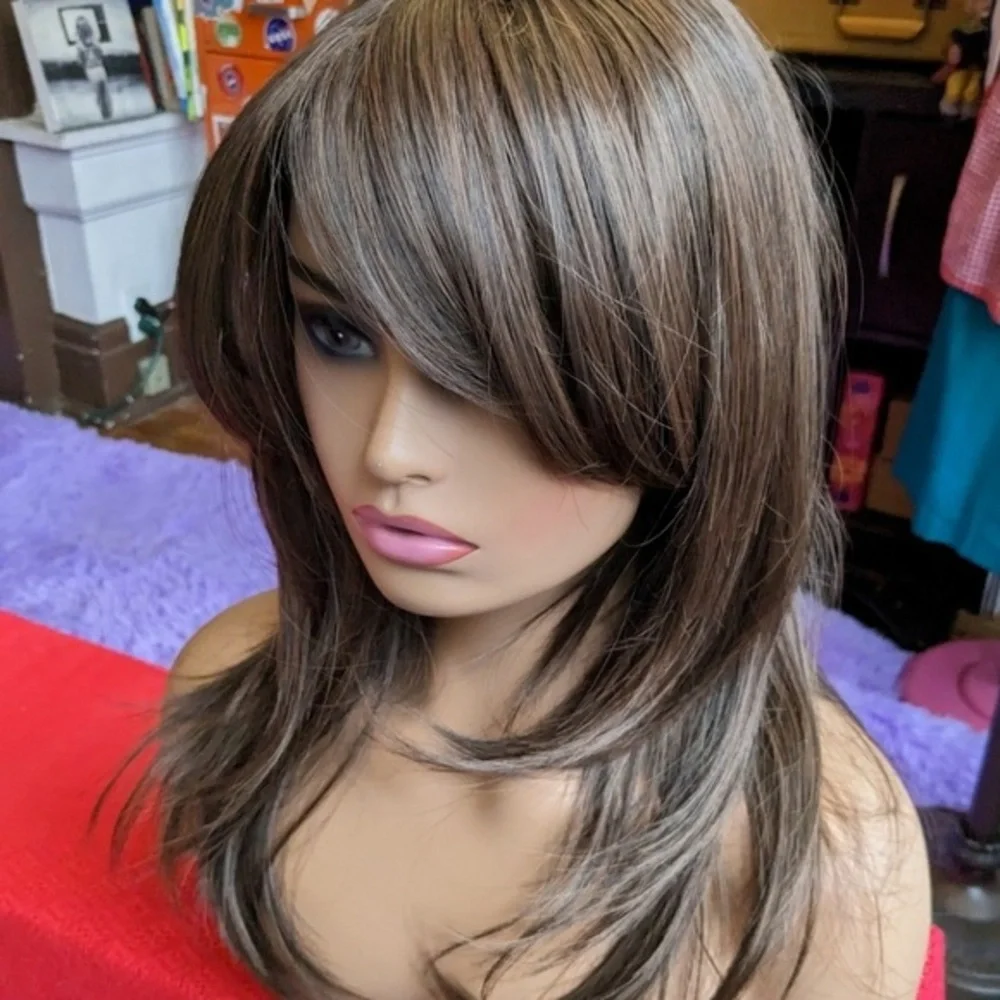 N/A beach can brunette