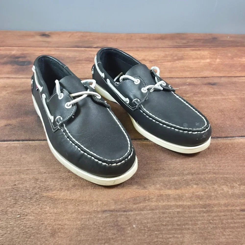 Sebago docksides boat