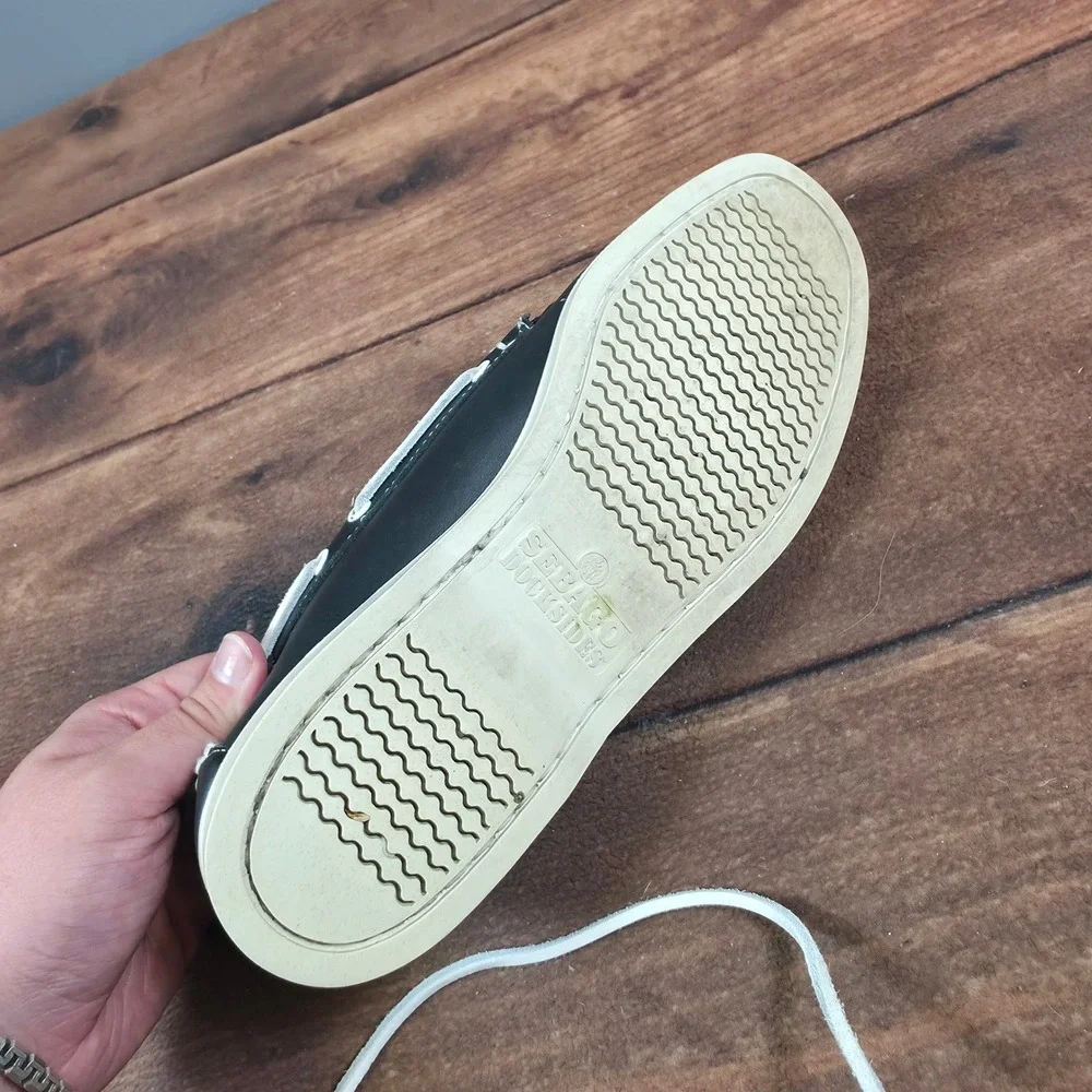 Sebago docksides boat