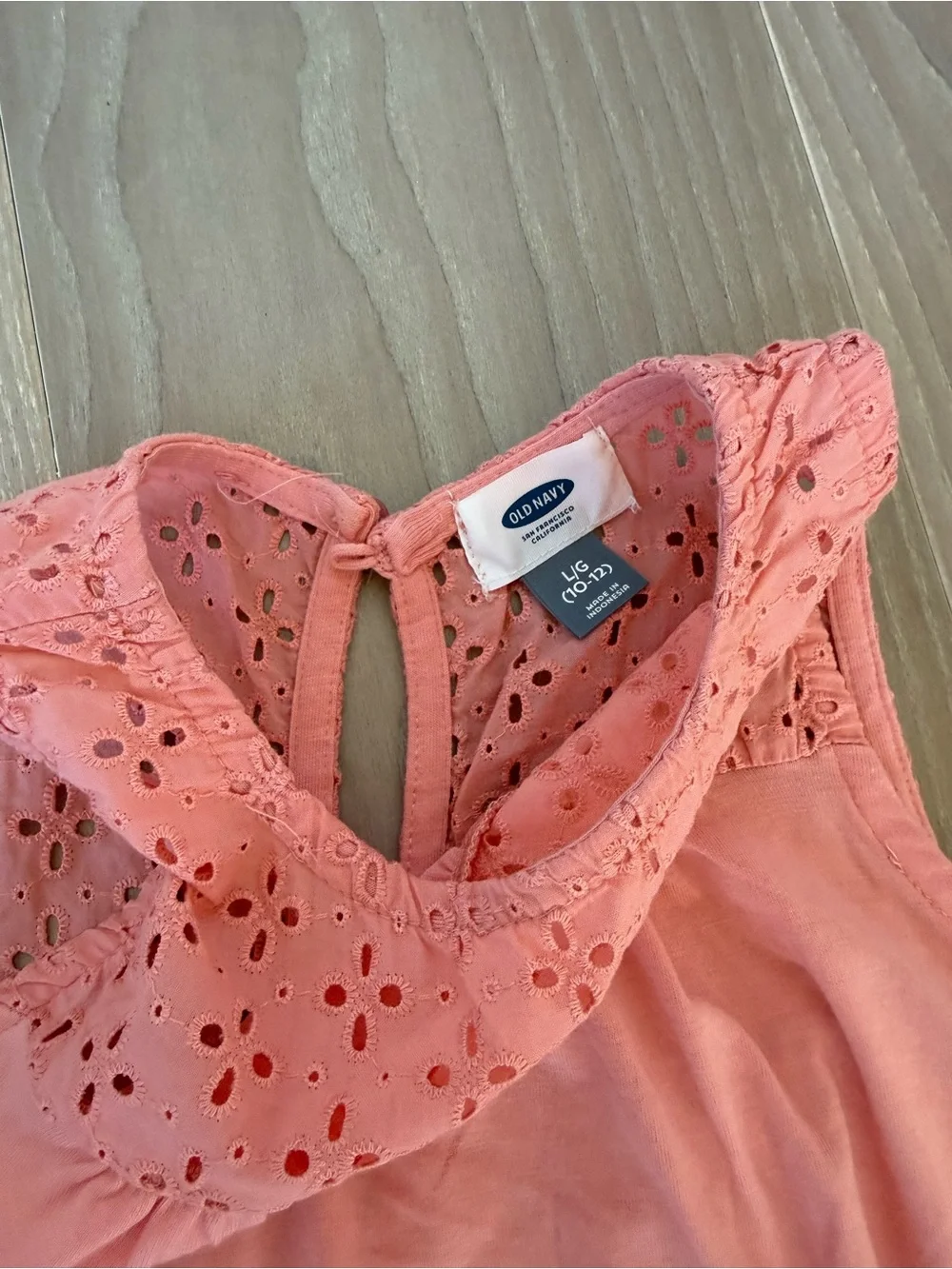 Old Navy Mint and Coral Sleeveless Eyelet Yoke Tank Tops