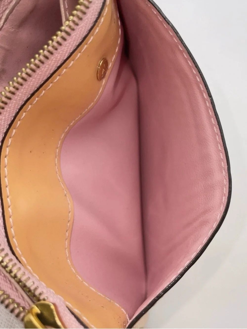 Auth Louis Vuitton Monogram Vernis Pochette Clé NM Orange/Beige
