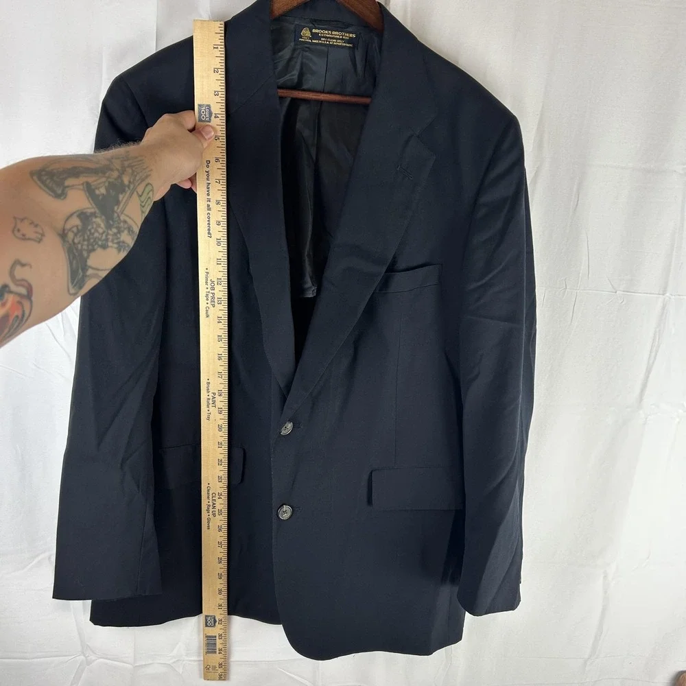 Brooks Brothers 46r pockets