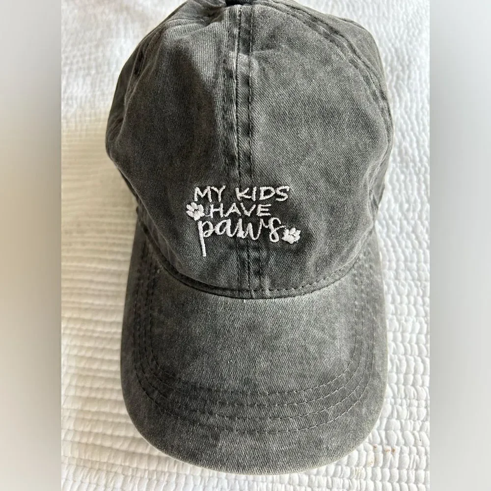 David and Young Women’s Gray My Kids Have Paws Baseball Hat One Size Dog