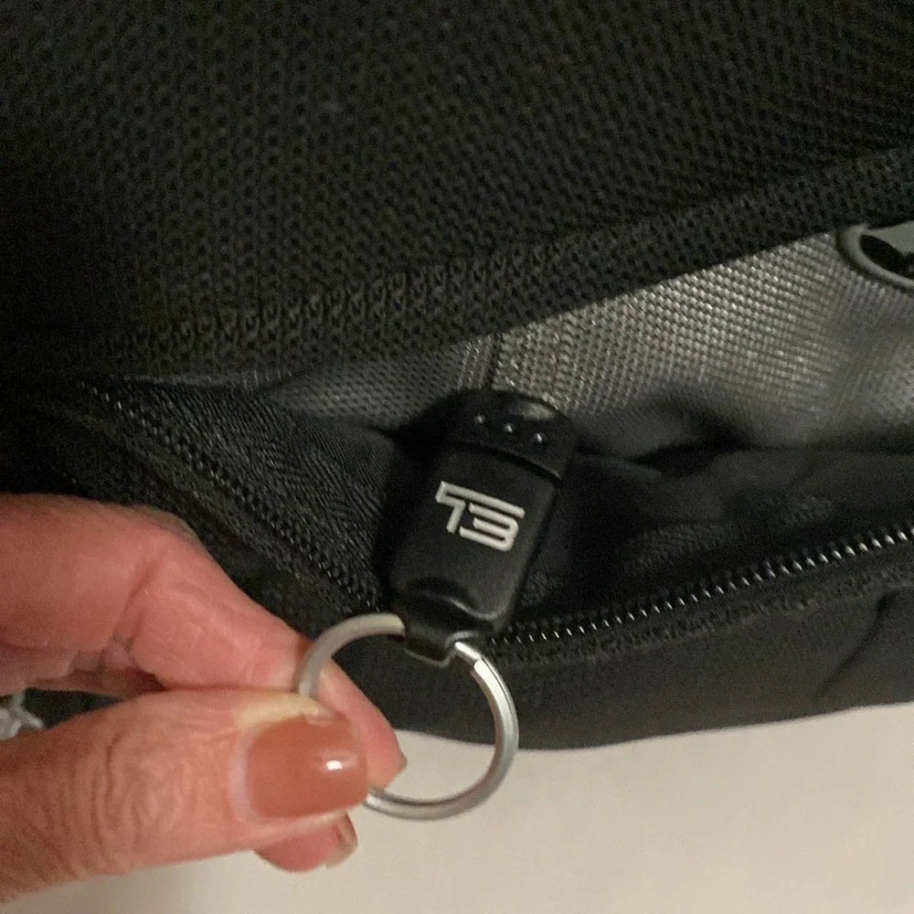 Tumi shoulder strap