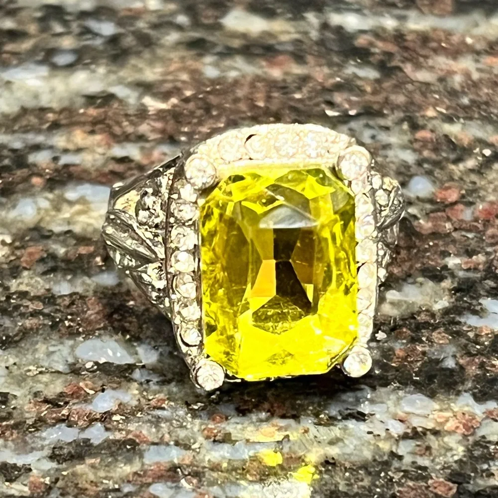 Cocktail Ring Sz 6.5, Olivine color