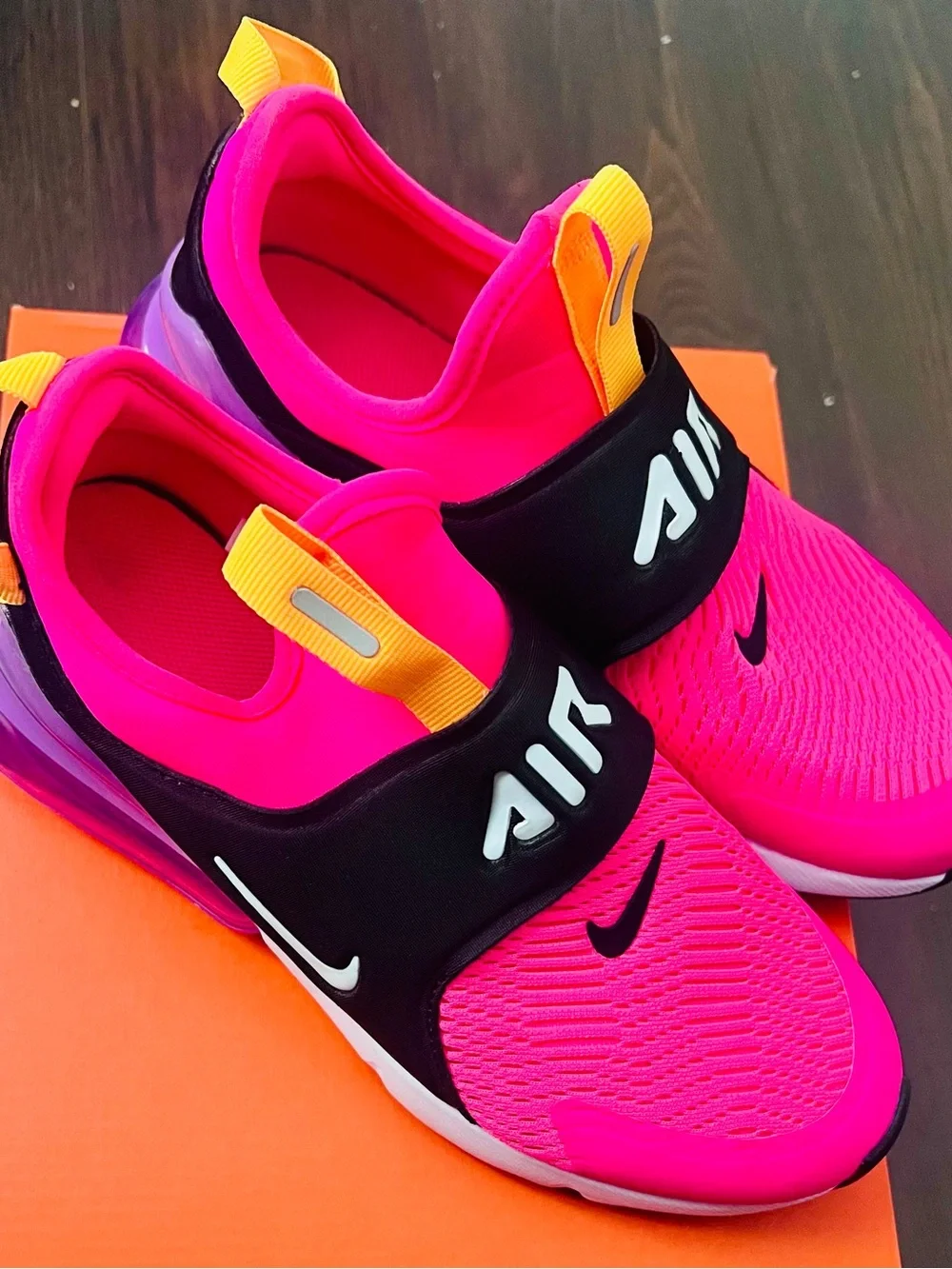 Nike girls air