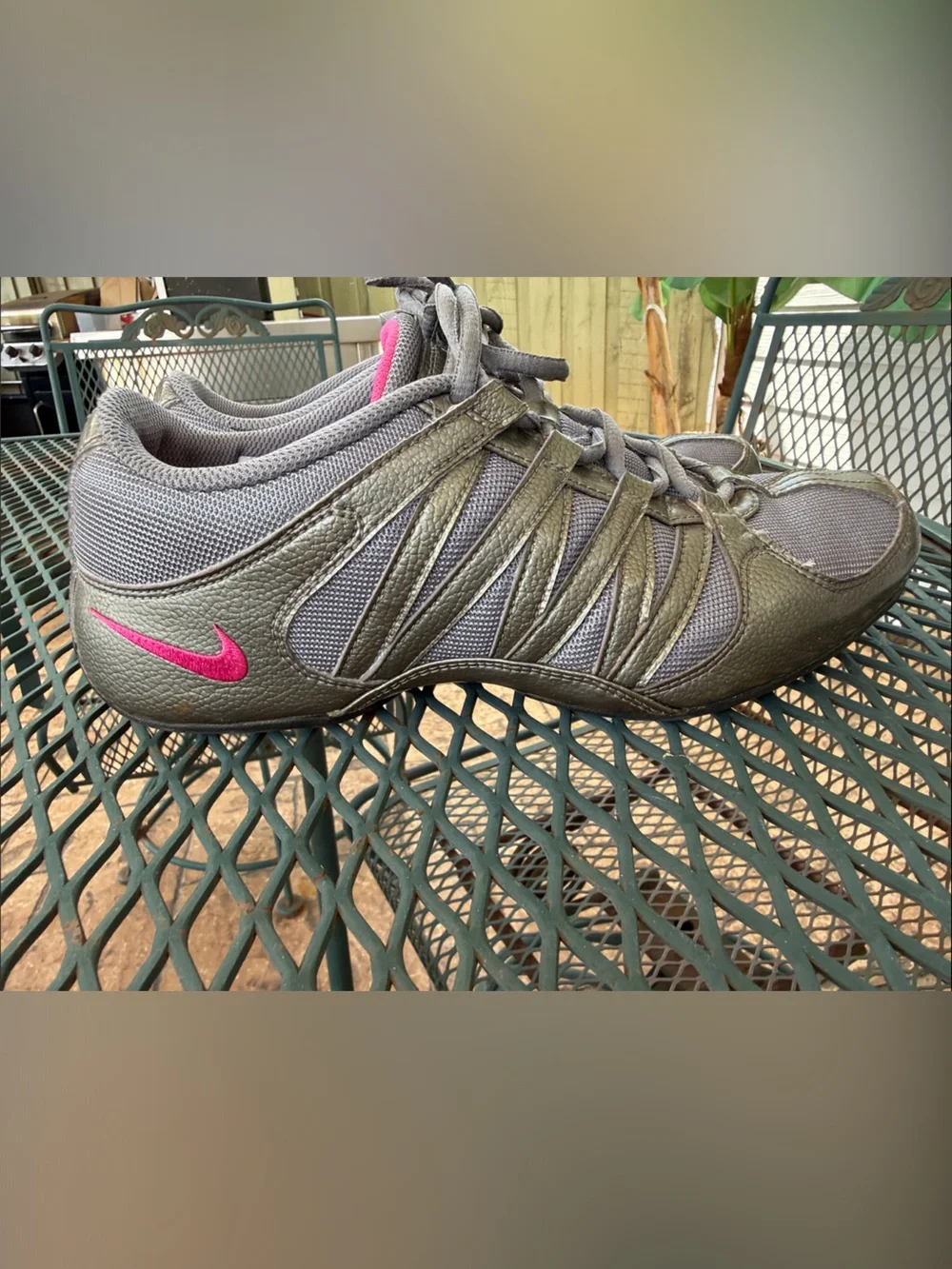 Nike youth athletic
