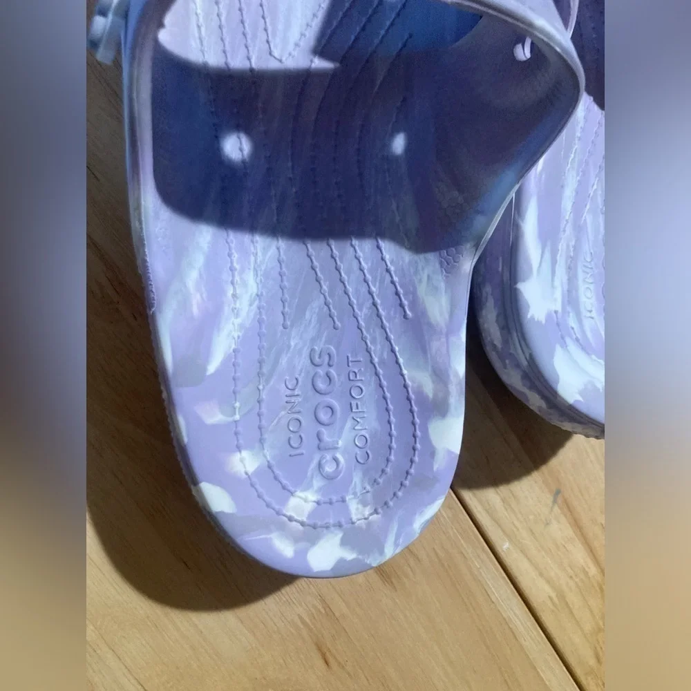 CROCS purple white