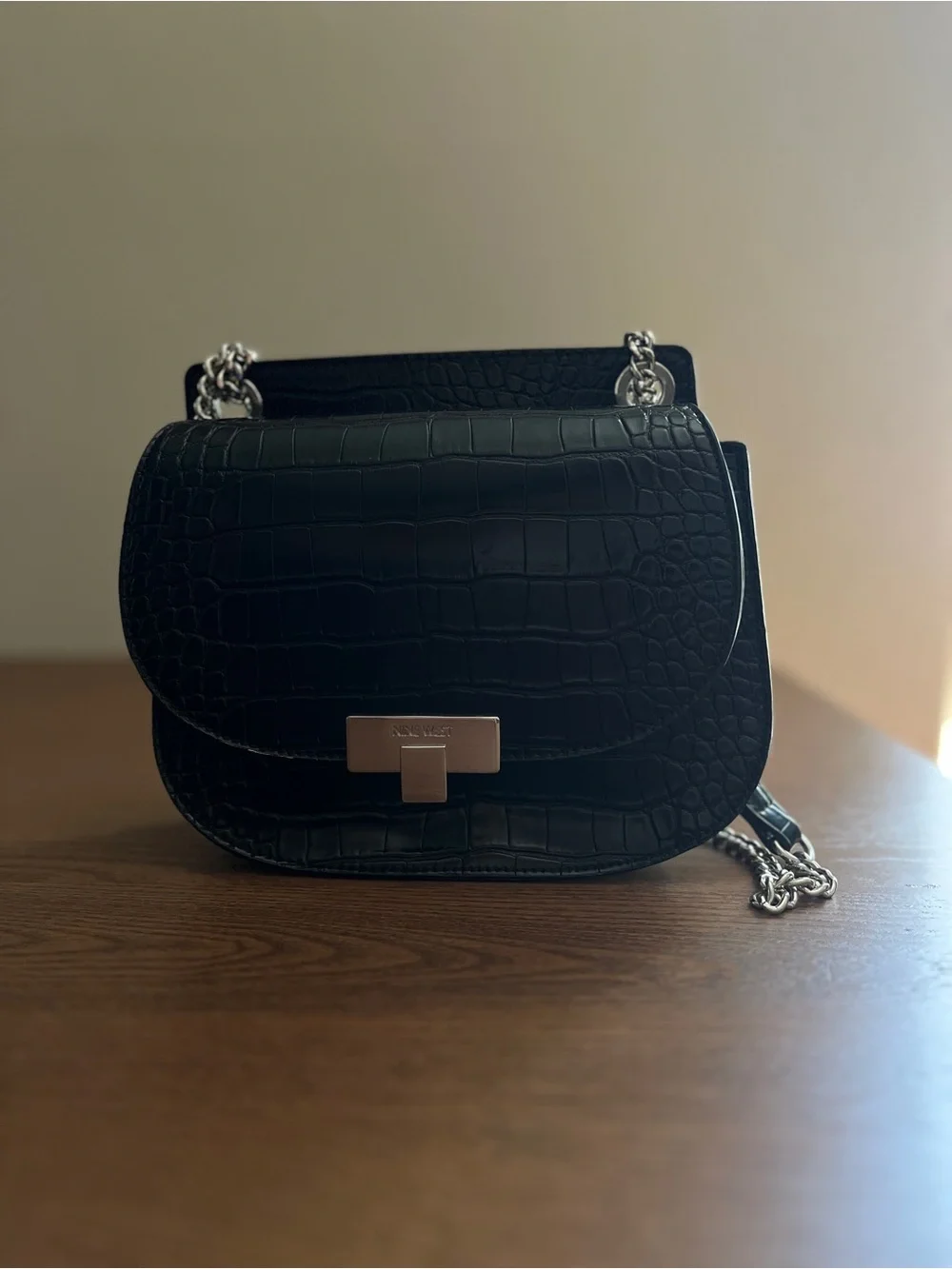 Nine West sleek shape lock