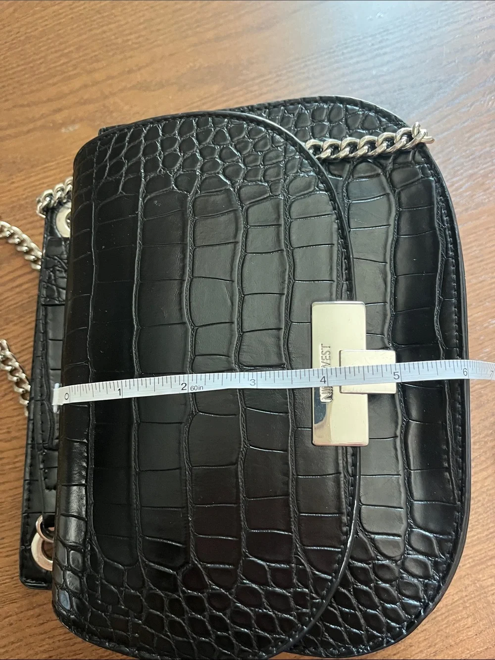 Nine West chain polished