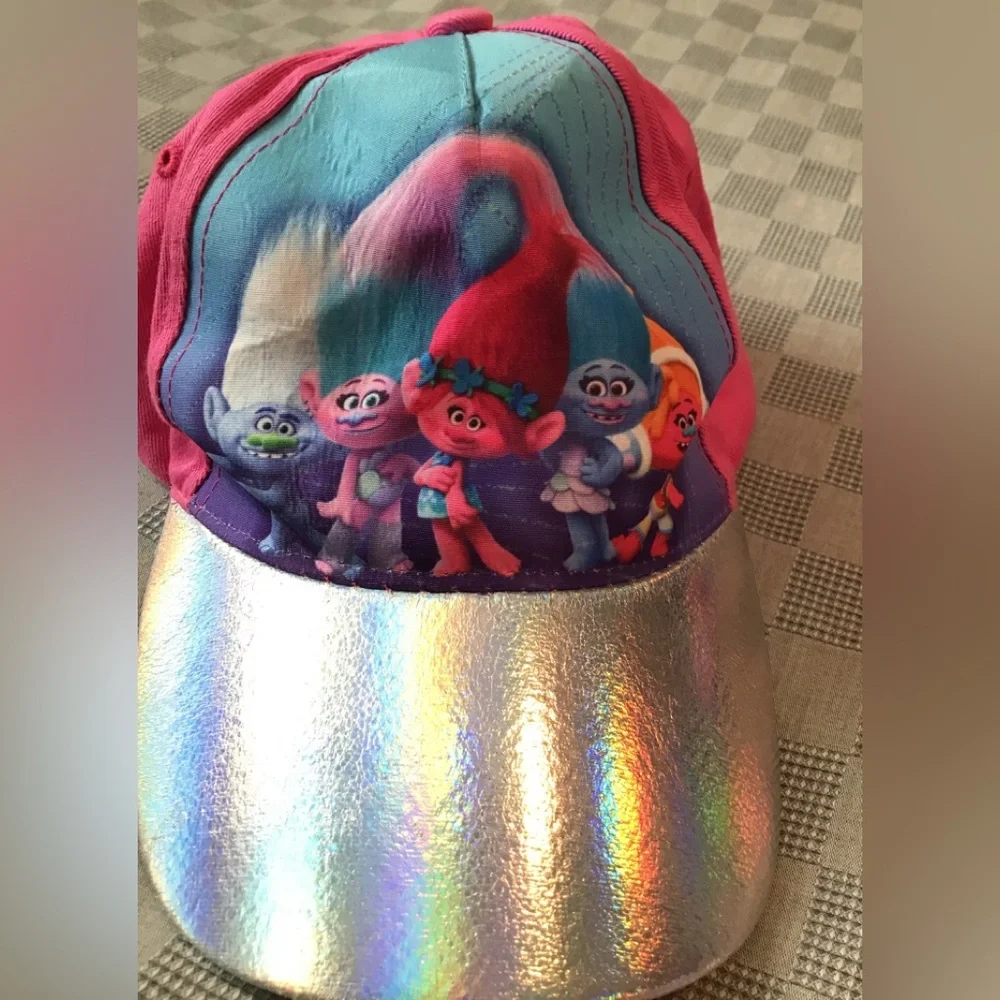 Dreamworks trolls iridescent