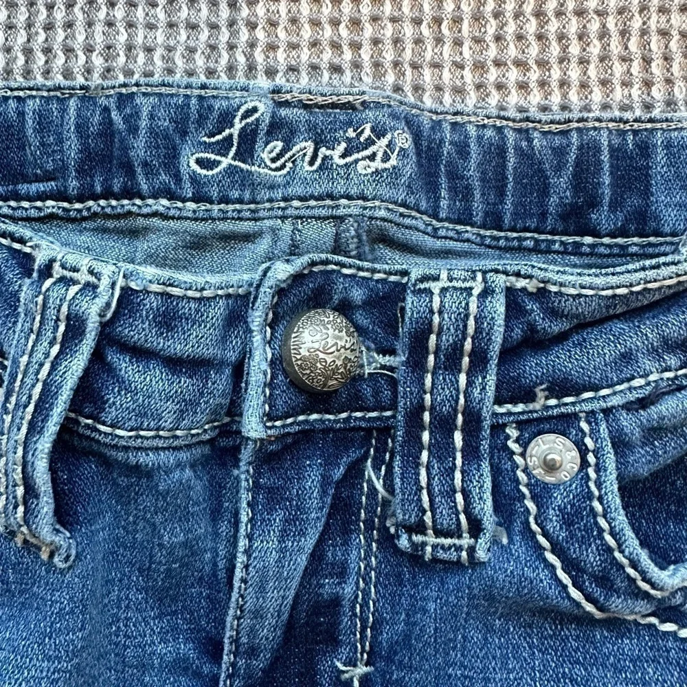 Levis youth levi