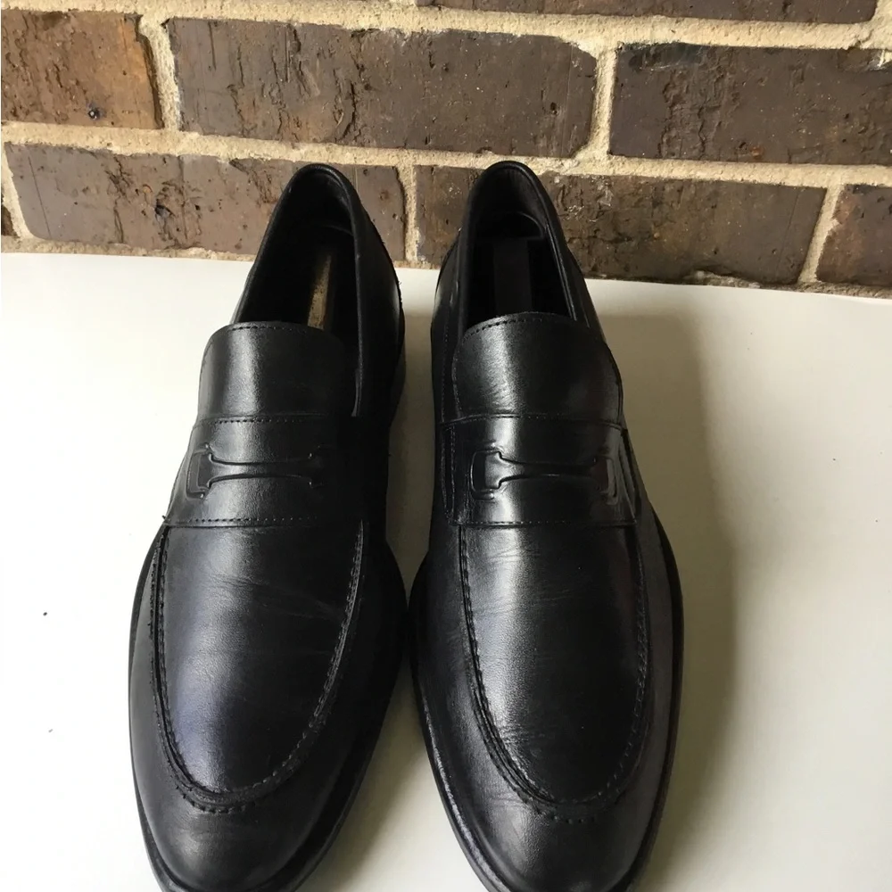 Bruno Magli Men’s size 10.5 sleek black