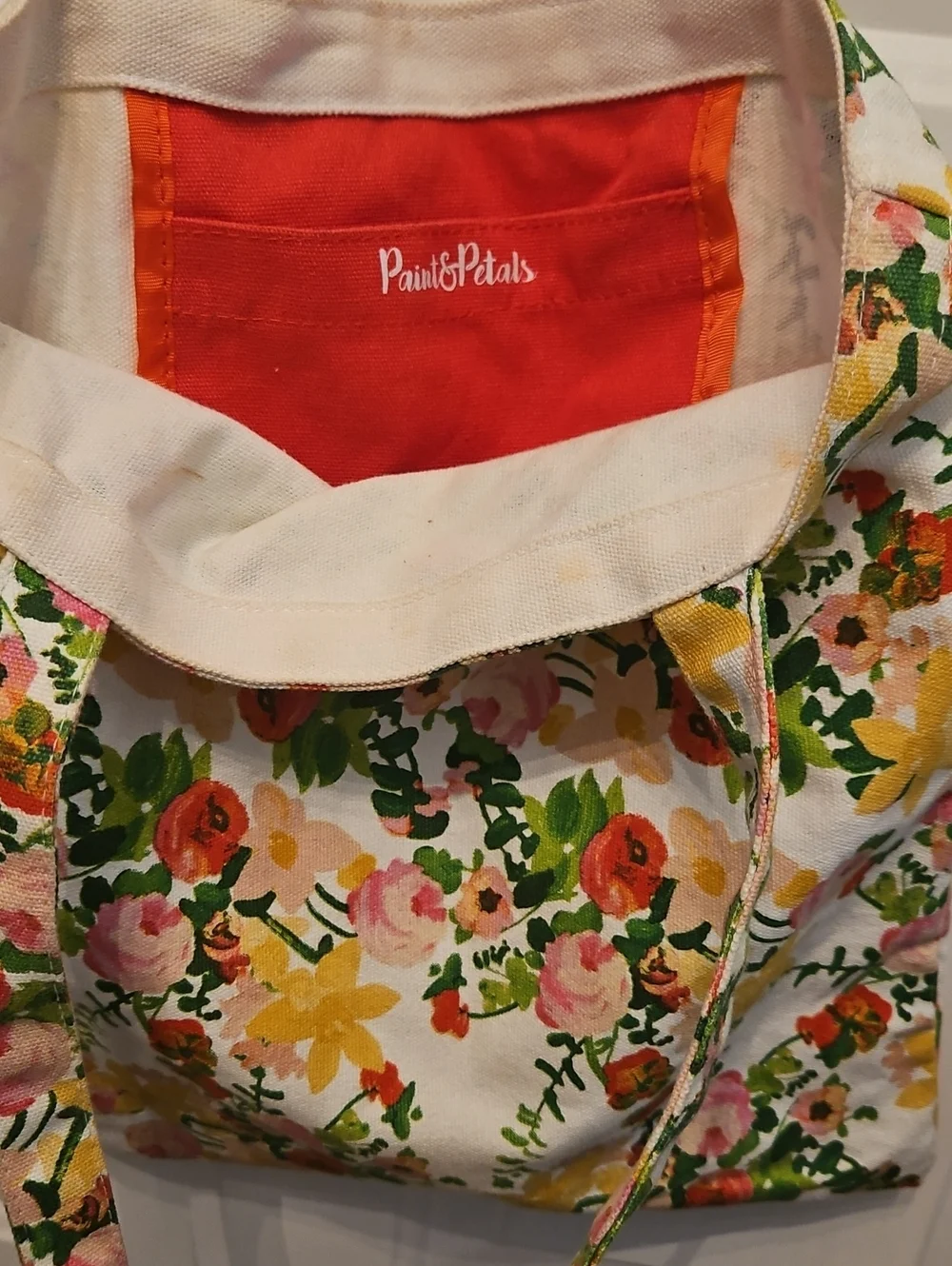 Paint&Petals bright petals market