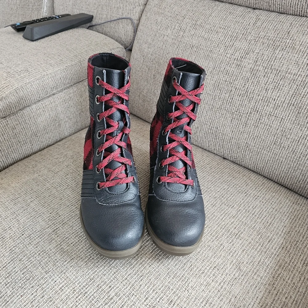 Sorel lexie buffalo