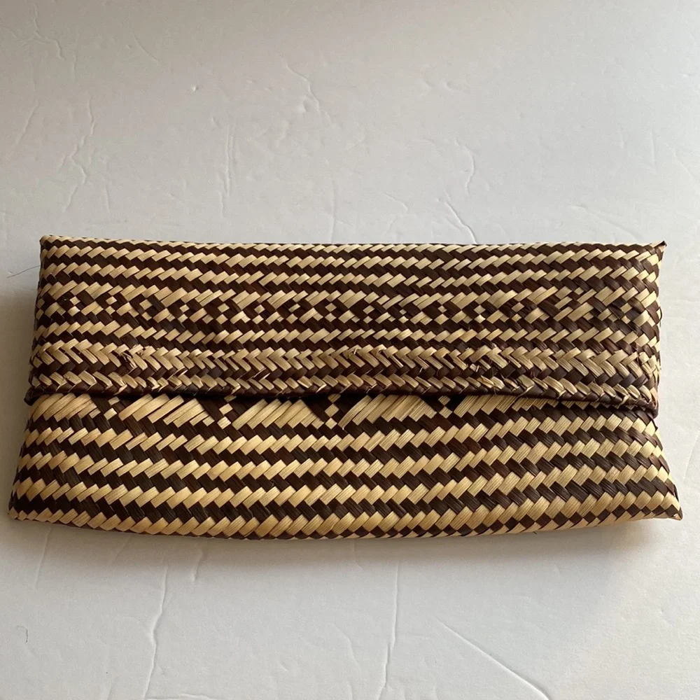 N/A handmade clutch