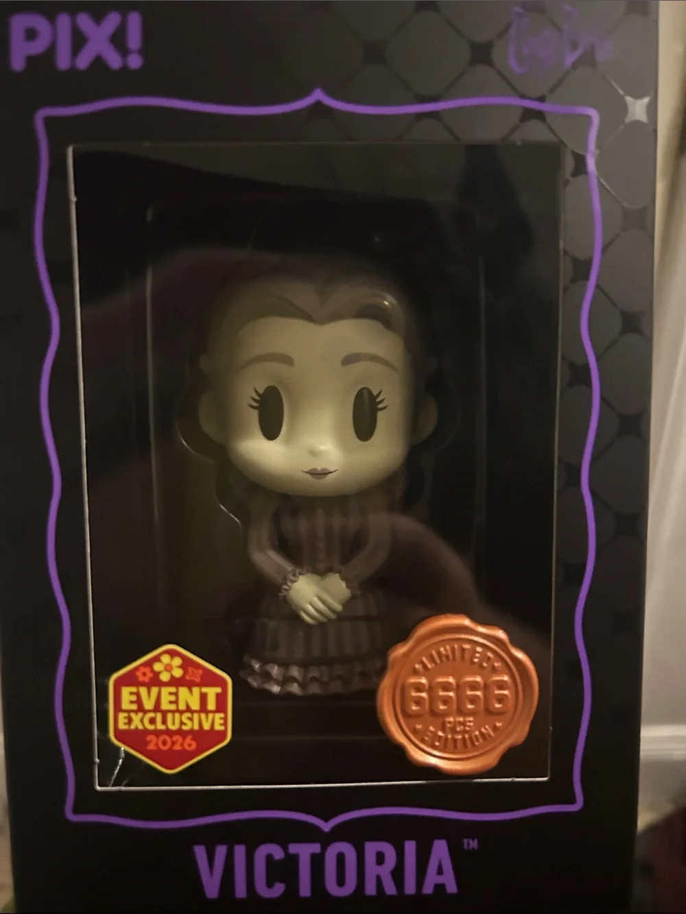 Thrilljoy sleeve box gothic