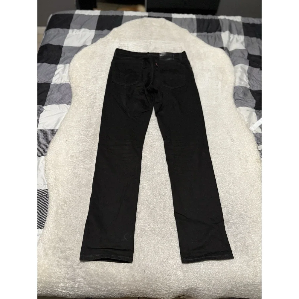 Levis used look