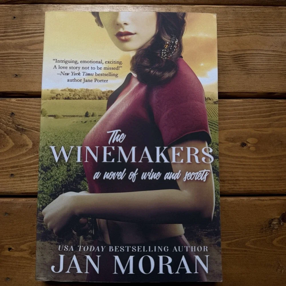 The Winemakers : A Novel of Wine and Secrets Paperback Jan‎ Moran