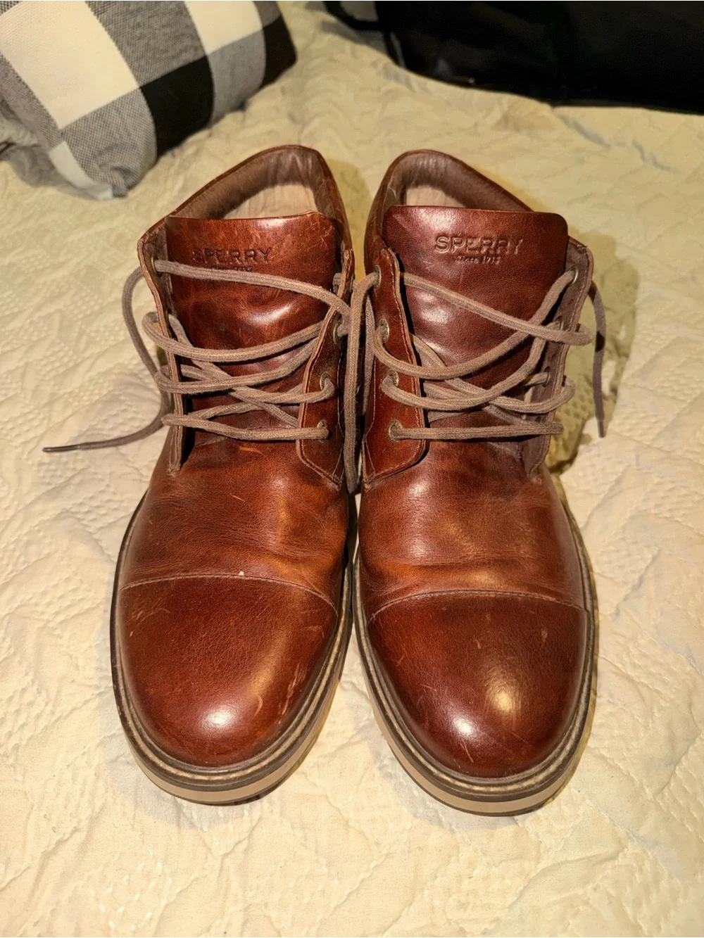 Sperry Men’s Chestnut Brown Leather Chukka Boots
