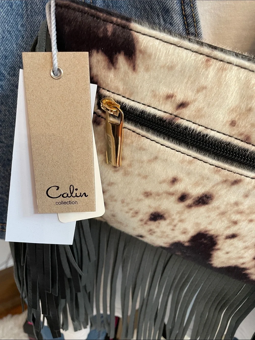 A. Calin chic crossbody