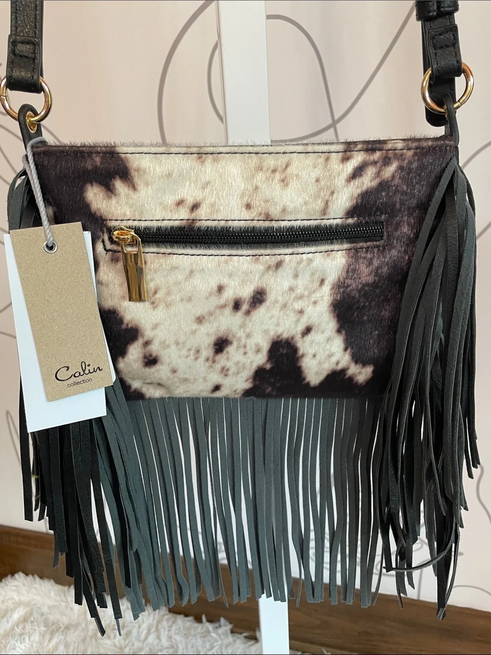 A. Calin chic crossbody