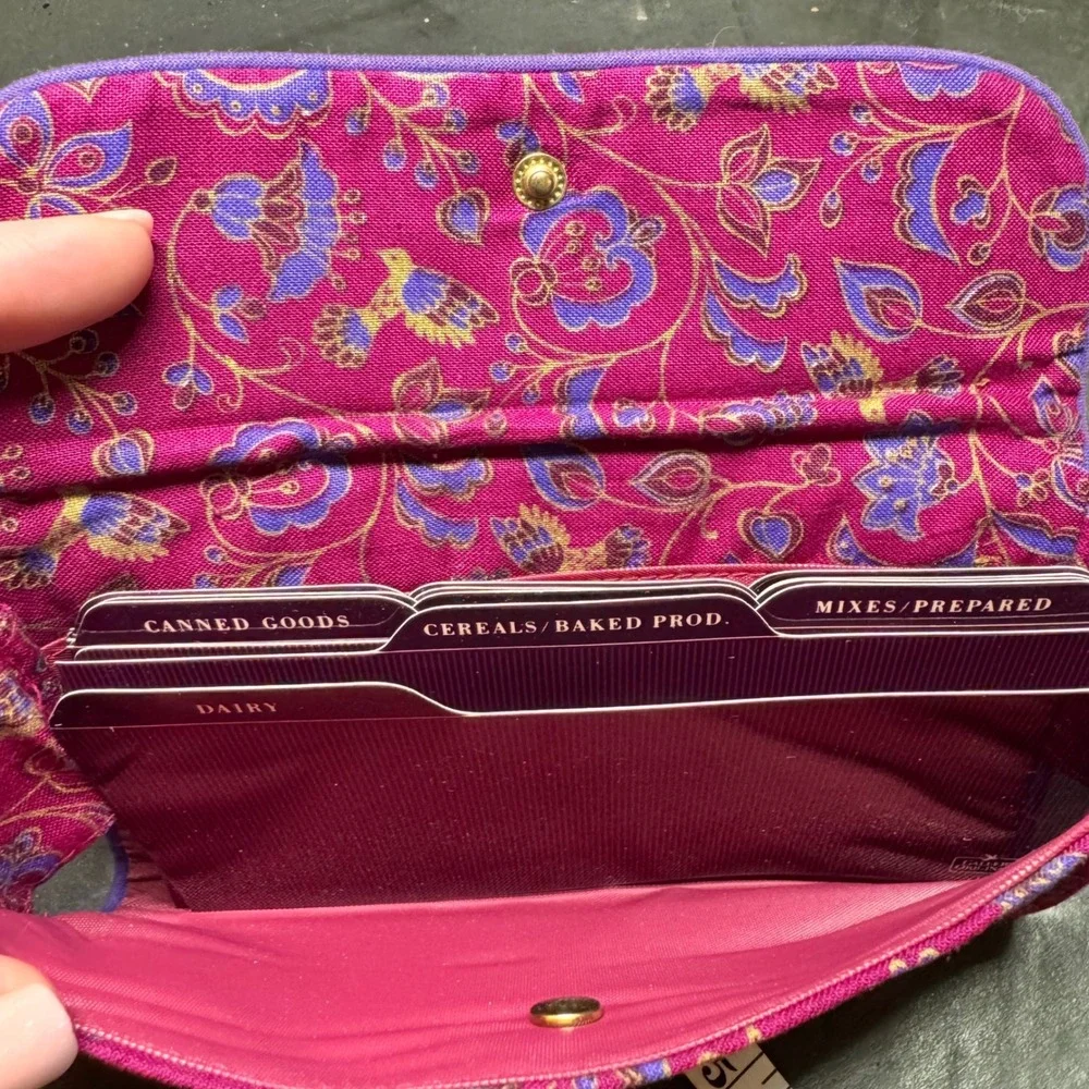 Gallery Originals Vintage Floral Pink Purple‎ Clutch Wallet w/ Card Organizer
