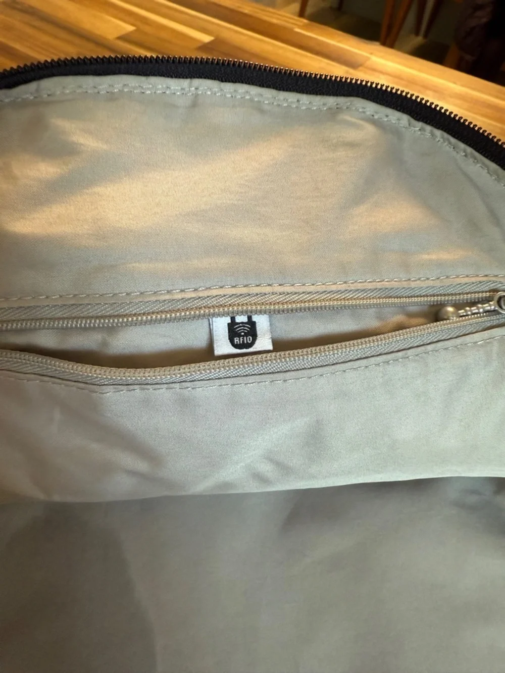 Baggallini design it wear