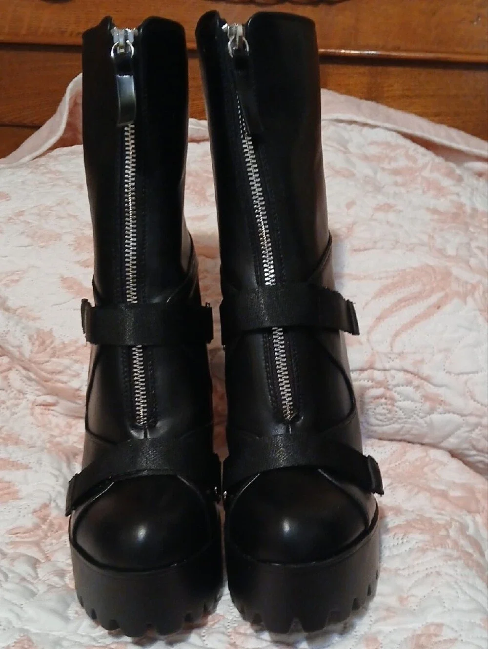 La Moda bold black