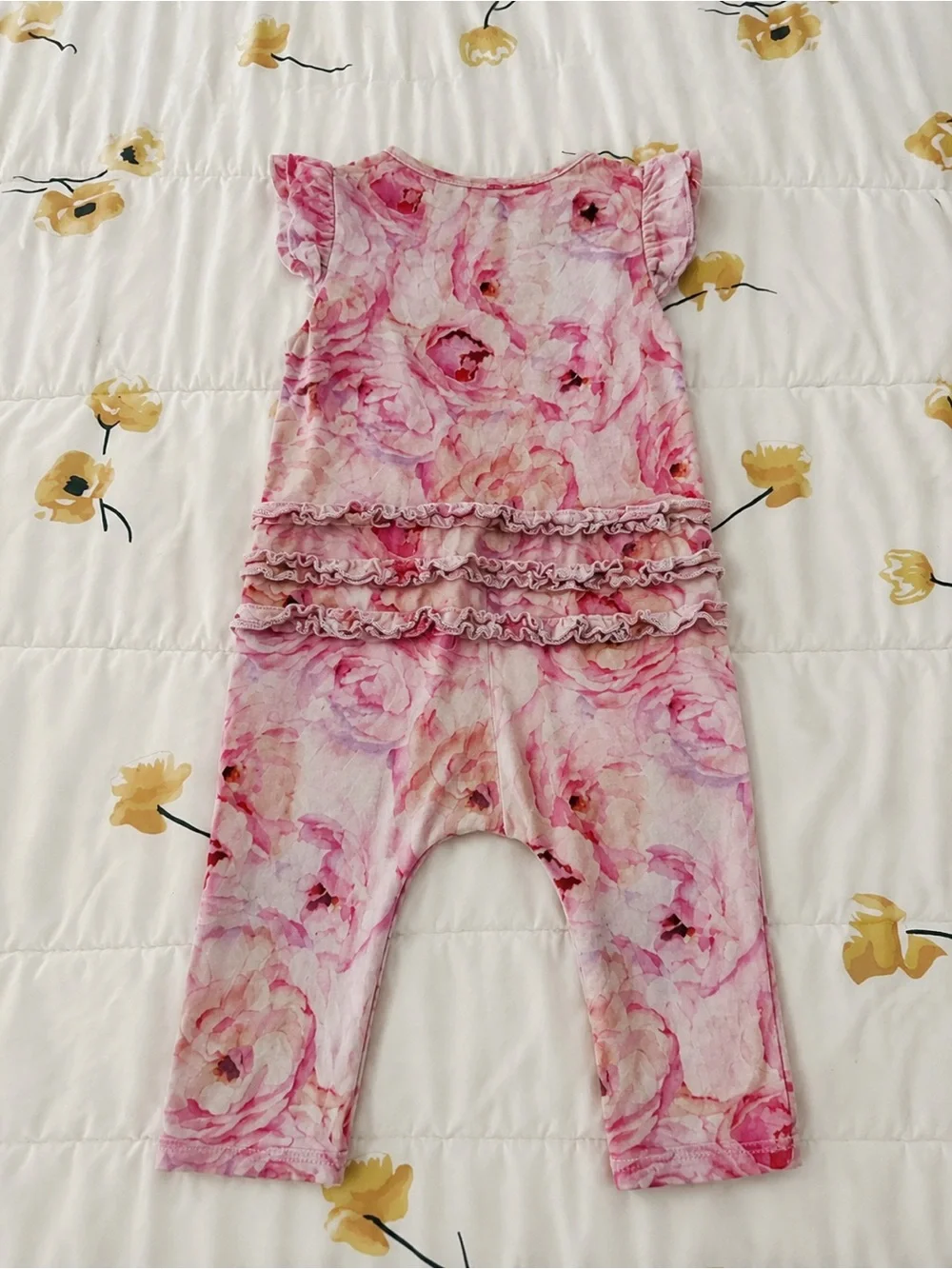 Bums and Roses look pink ruffle