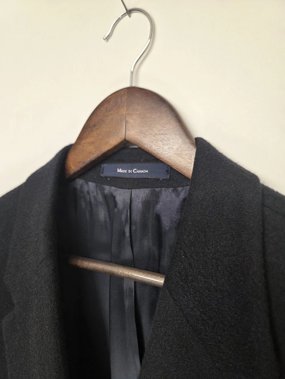 Ralph Lauren sleeve flap or