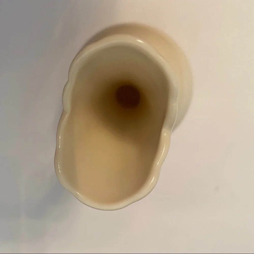 Lenox vase round