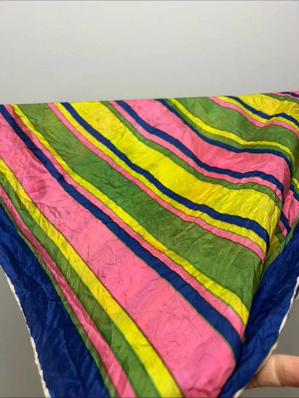 N/A bright multicolor