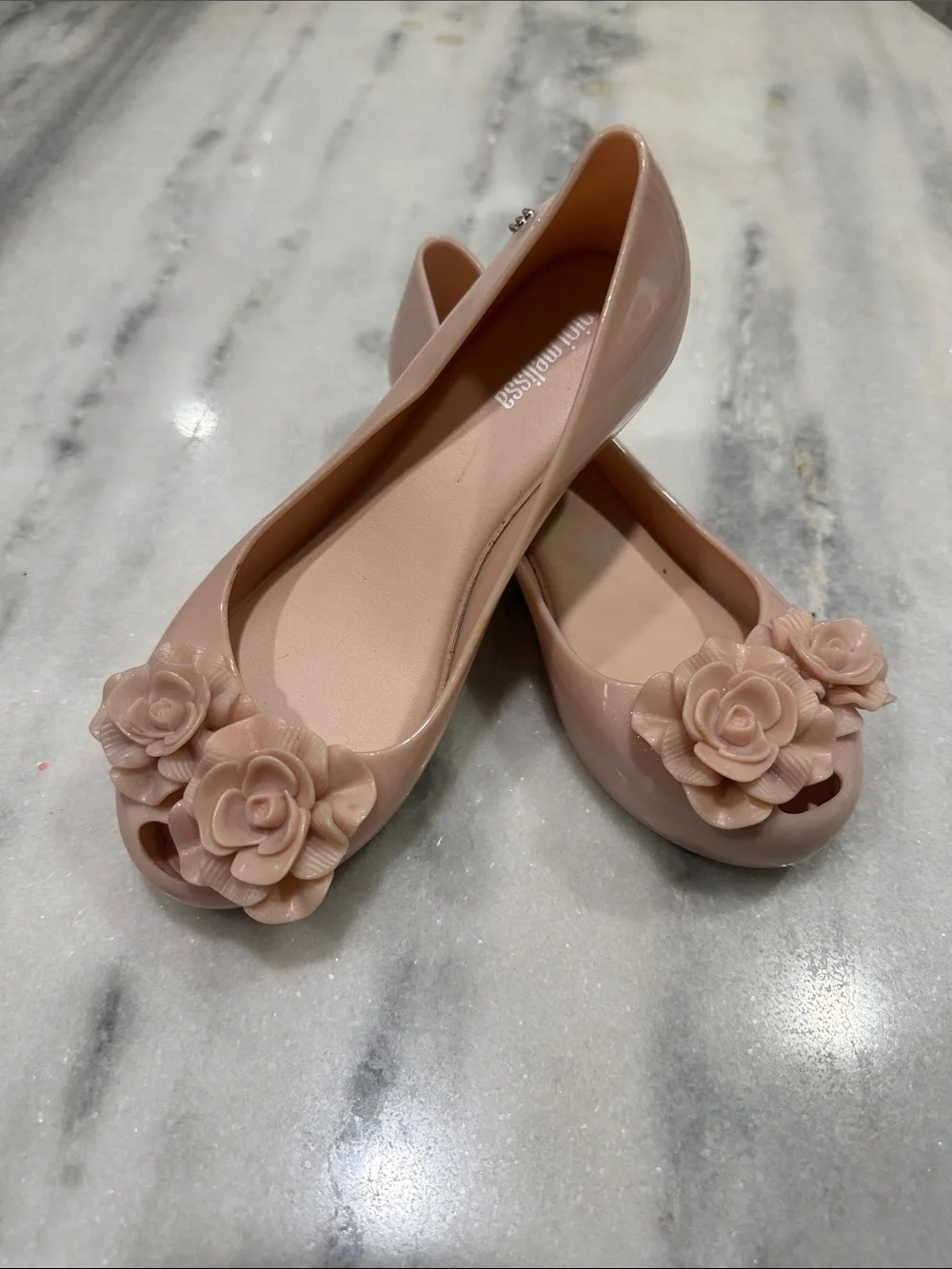Mini Melissa floral slip design